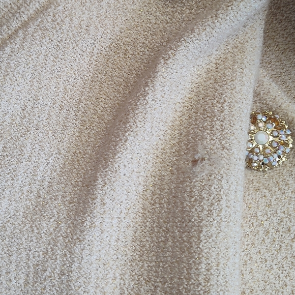 ST.JOHN - Picture 9 of 13